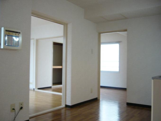 �����̗l�q